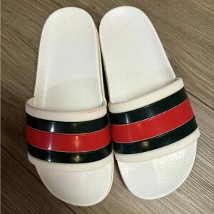 Gucci White Sole with Textured Pattern